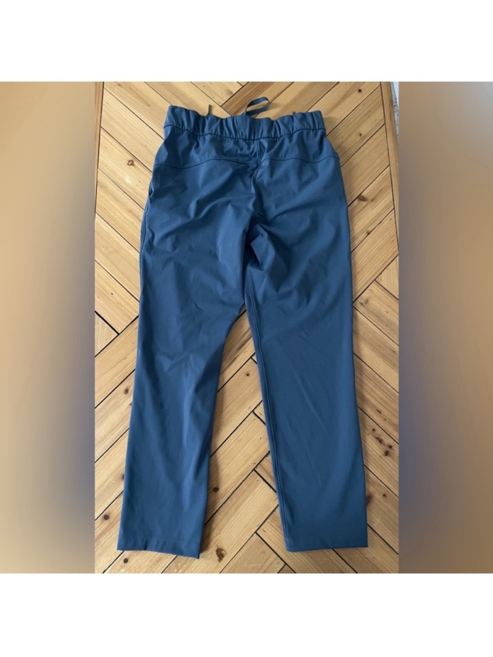 Lululemon Stretch High-Rise Pant 7/8 Length Soft Luxtreme
Fabric Size 6 - Picture 7 of 11